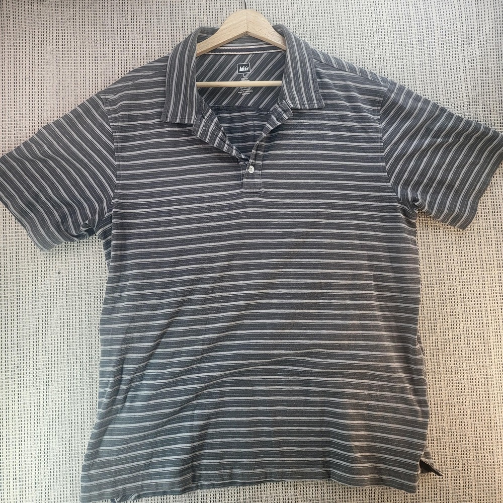 REI‎ Polo Shirt Mens Large Gray White Striped Stretch Collared Short Sleeve Knit